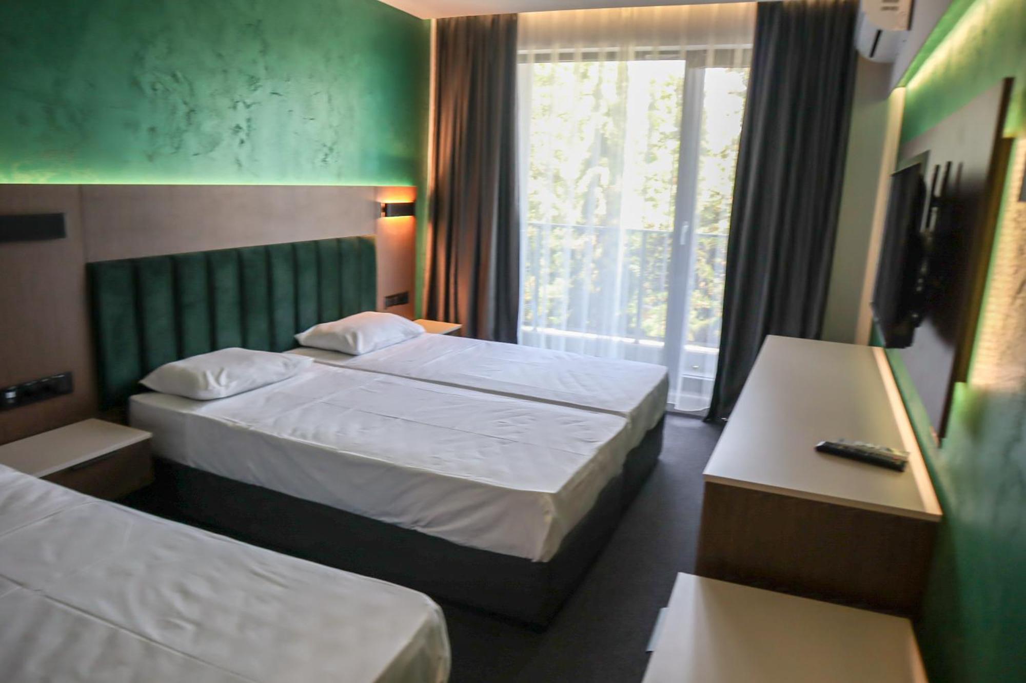 Atliman Beach Park Hotel Kiten  Exterior photo